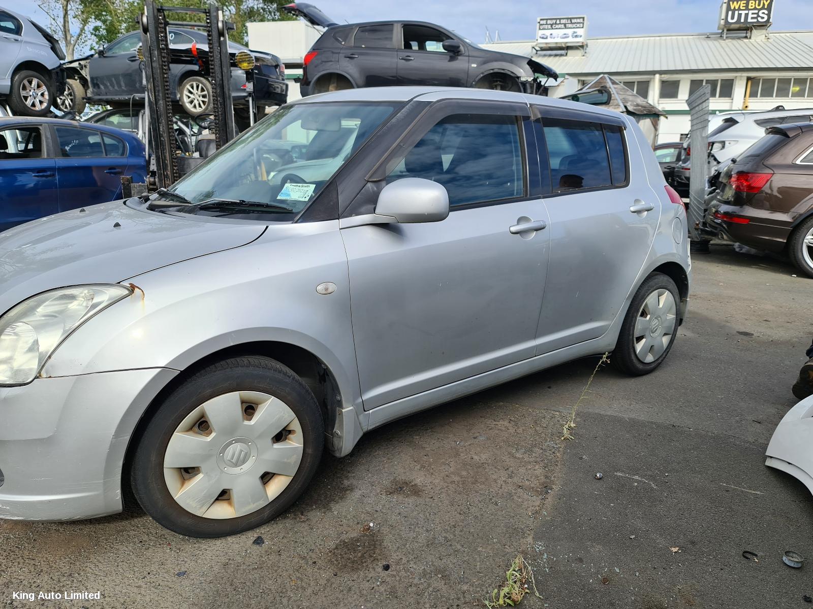 Suzuki SWIFT 2006 Right Door Mirror thumbnail 2