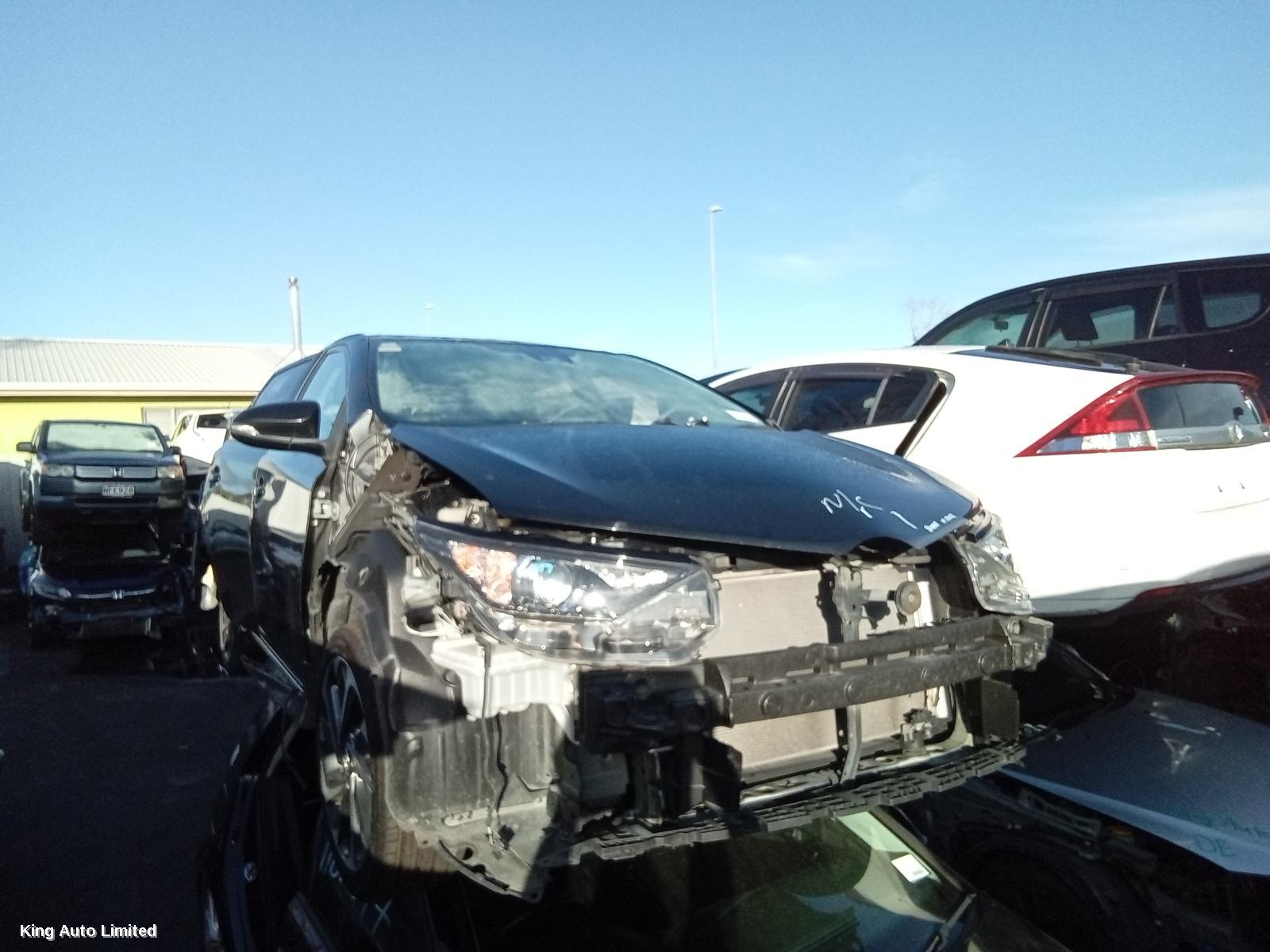 TOYOTA COROLLA 2018 Left Taillight thumbnail 1