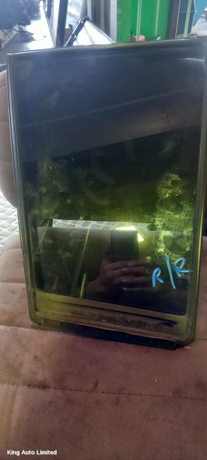 NISSAN TIIDA 2006 Right Rear 1/4 Door Glass thumbnail 1