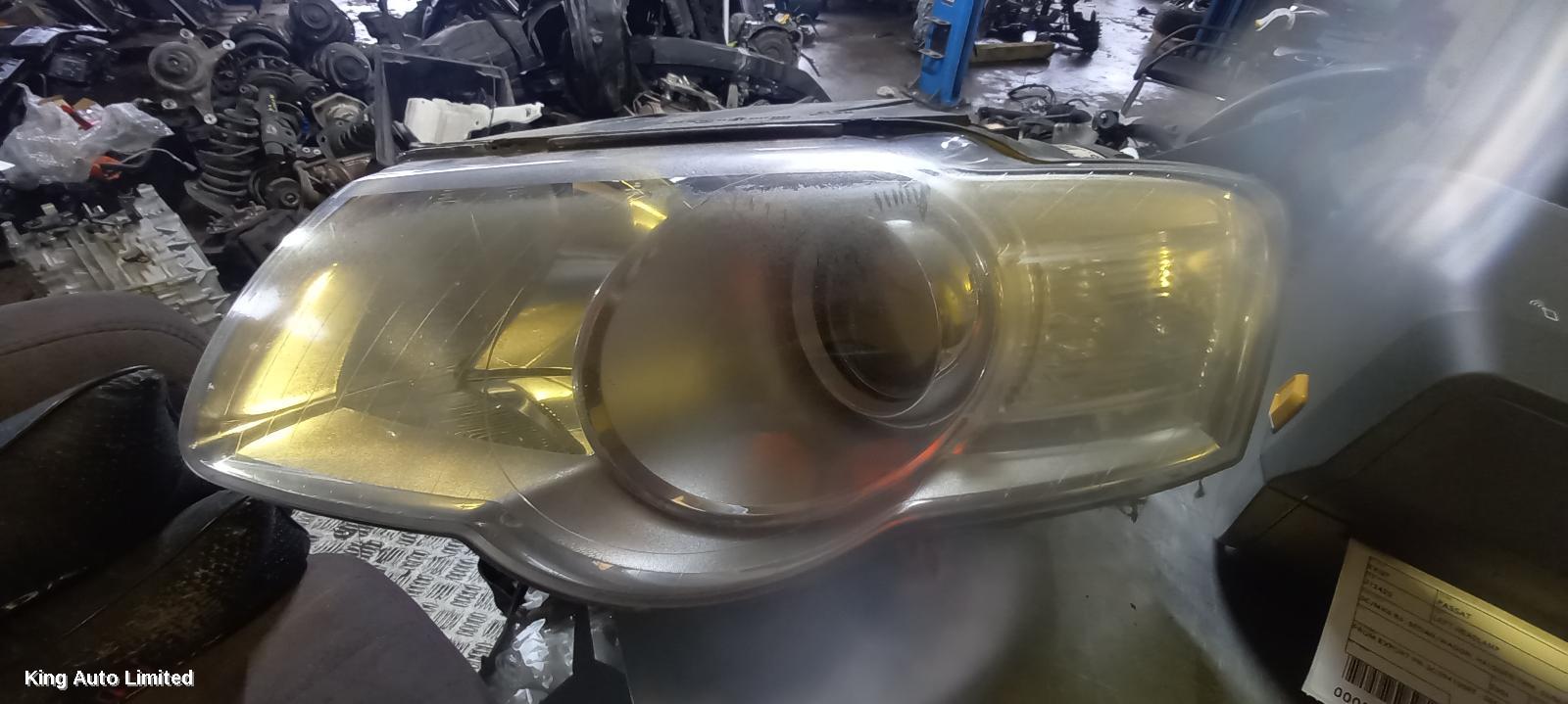 VOLKSWAGEN PASSAT 2006 Left Headlamp thumbnail 1