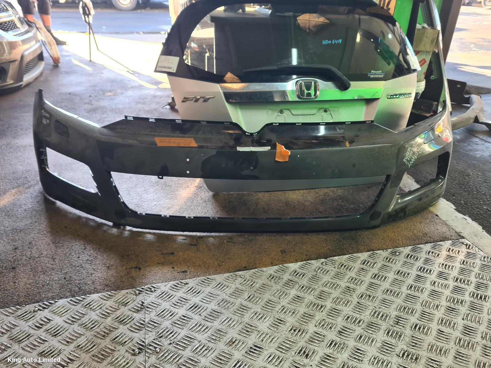 Volkswagen TOUAREG 2015 Front Bumper thumbnail 1