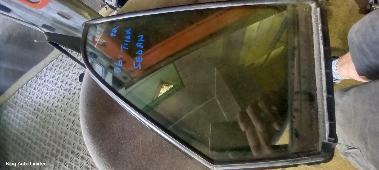 NISSAN TIIDA 2006 Right Rear 1/4 Door Glass thumbnail 1