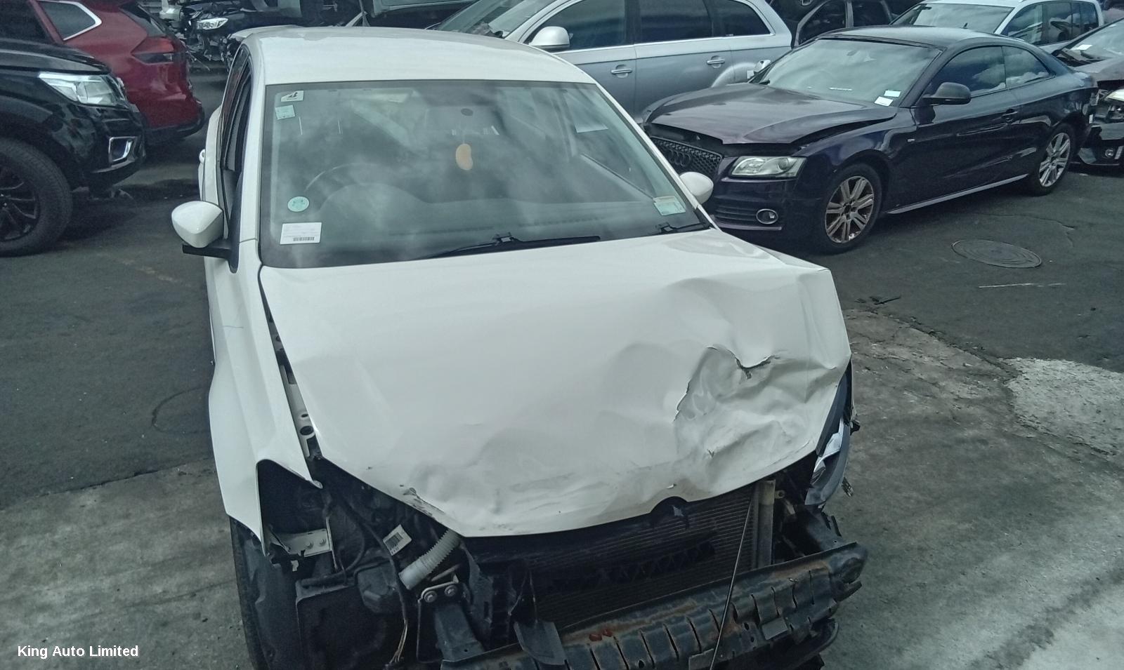 VOLKSWAGEN POLO 2012 Left Front Door thumbnail 1