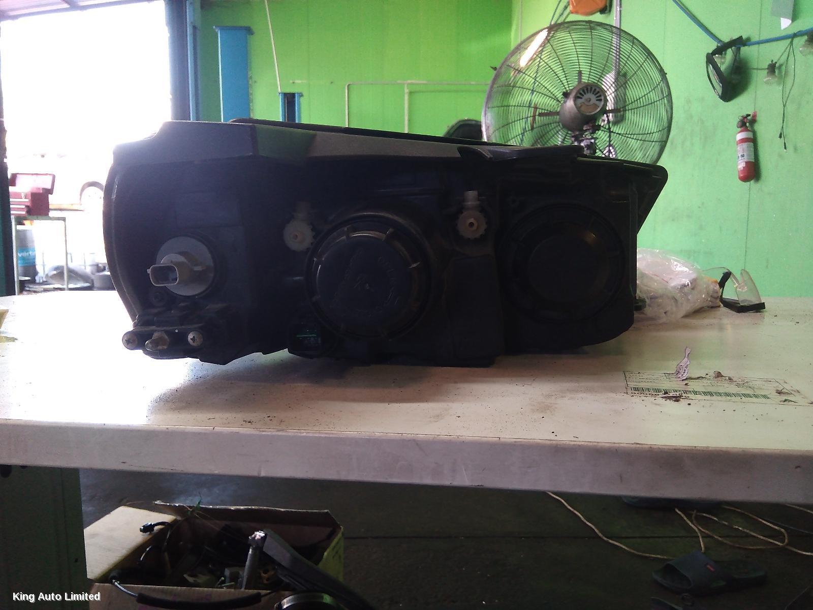 Holden CAPTIVA 2013 Left Headlamp thumbnail 3