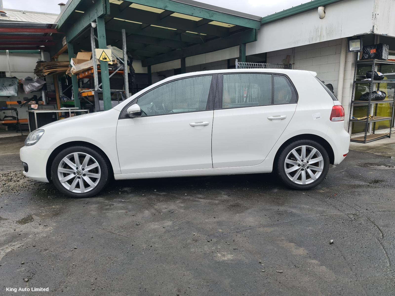 Volkswagen GOLF 2011 A/C Condenser thumbnail 3