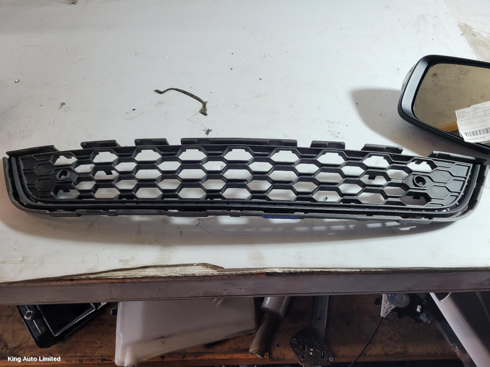 Holden COMMODORE 2014 Grille thumbnail 1