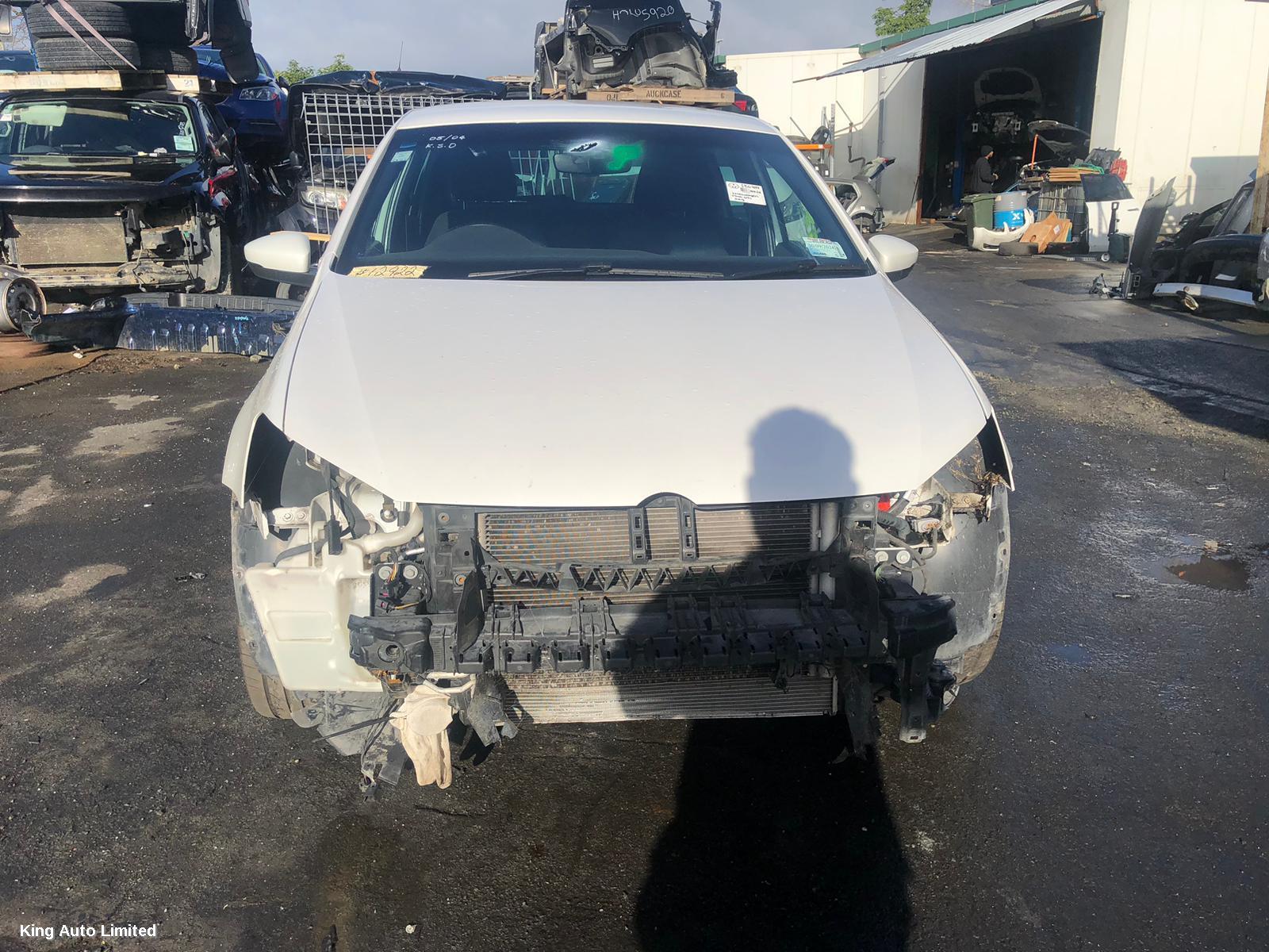 Azraa - VOLKSWAGEN POLO 2015