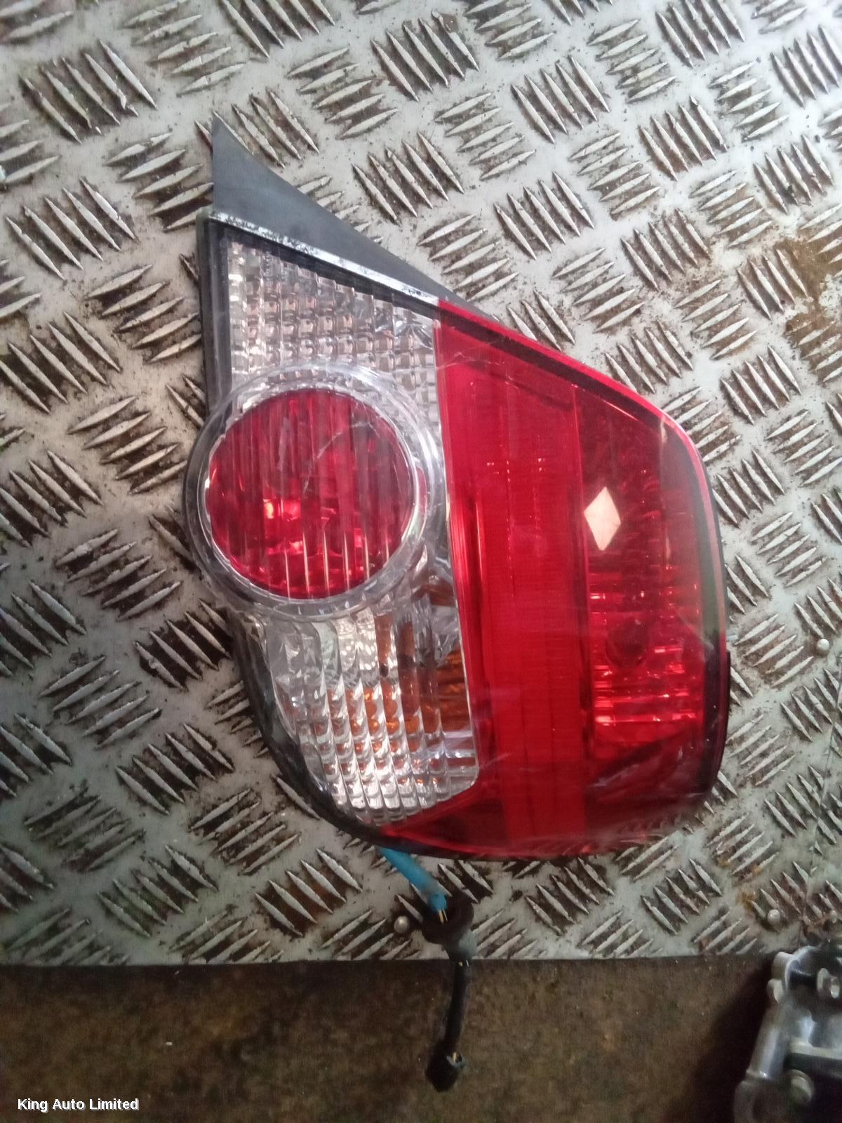 Subaru IMPREZA 2004 Right Taillight thumbnail 1