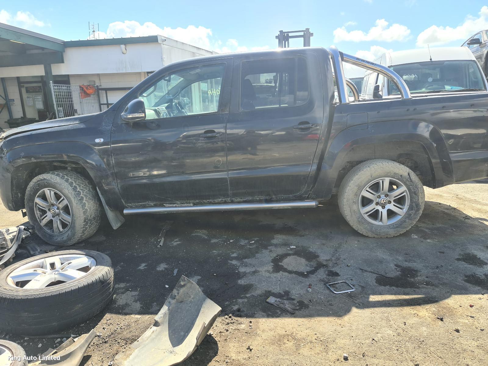 Volkswagen AMAROK 2011 Left Guard Liner thumbnail 3