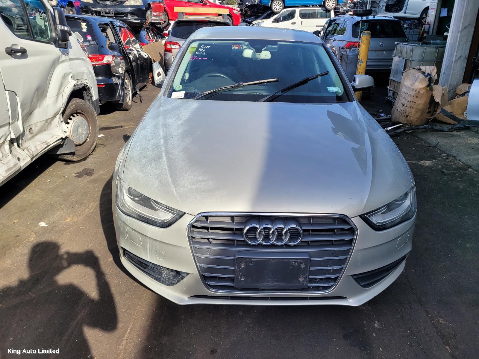 Audi - Audi A4 2013 Starter