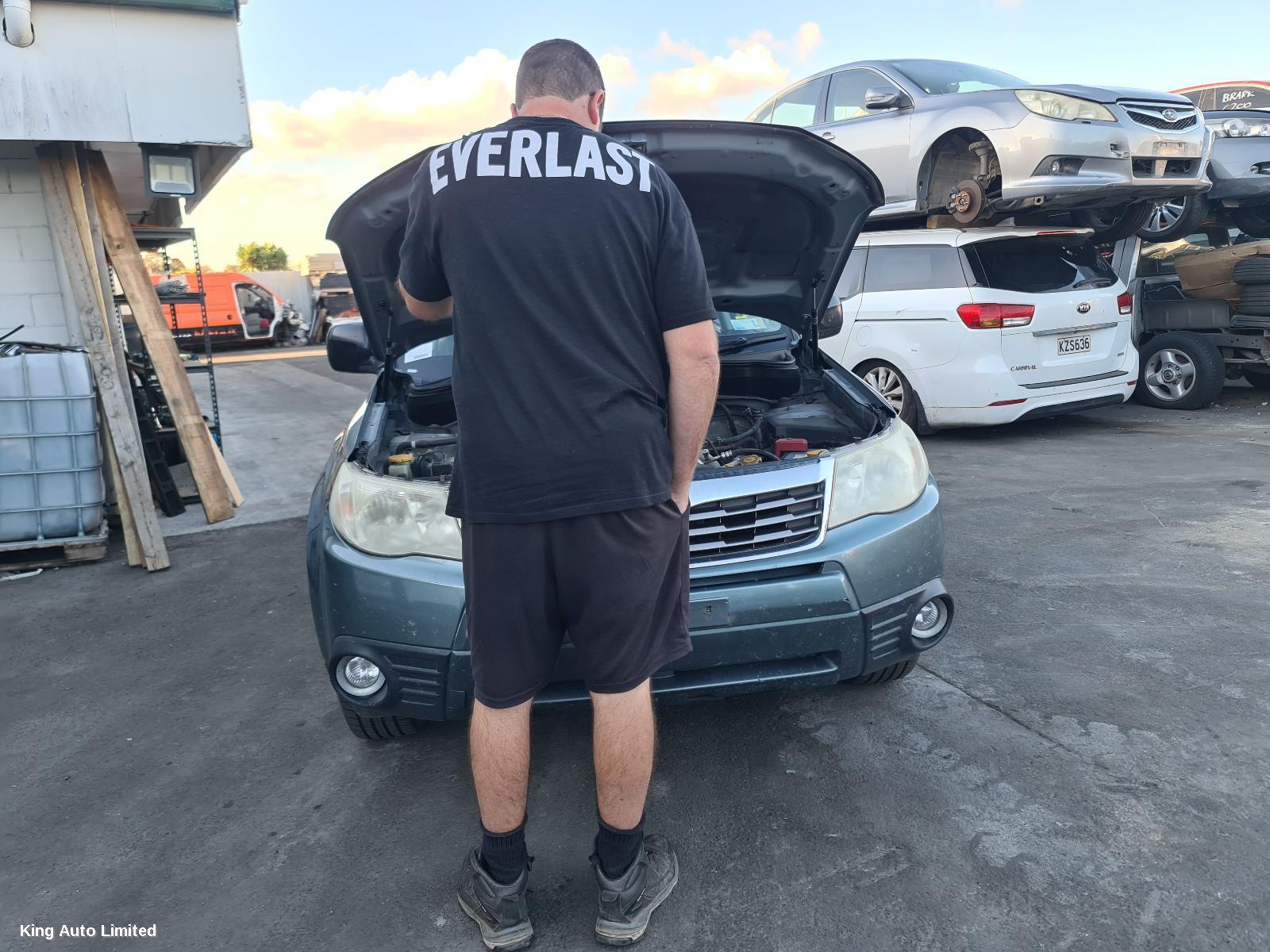 SUBARU FORESTER 2010 Left Taillight thumbnail 1