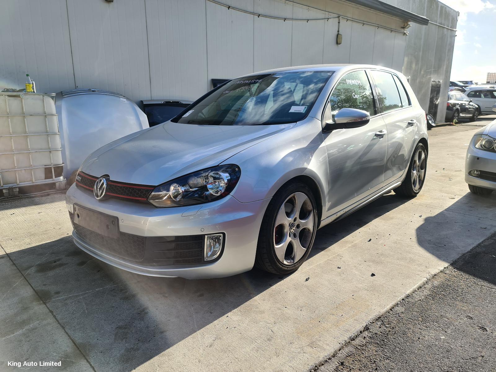 Volkswagen GOLF 2010 Right Door Mirror thumbnail 2
