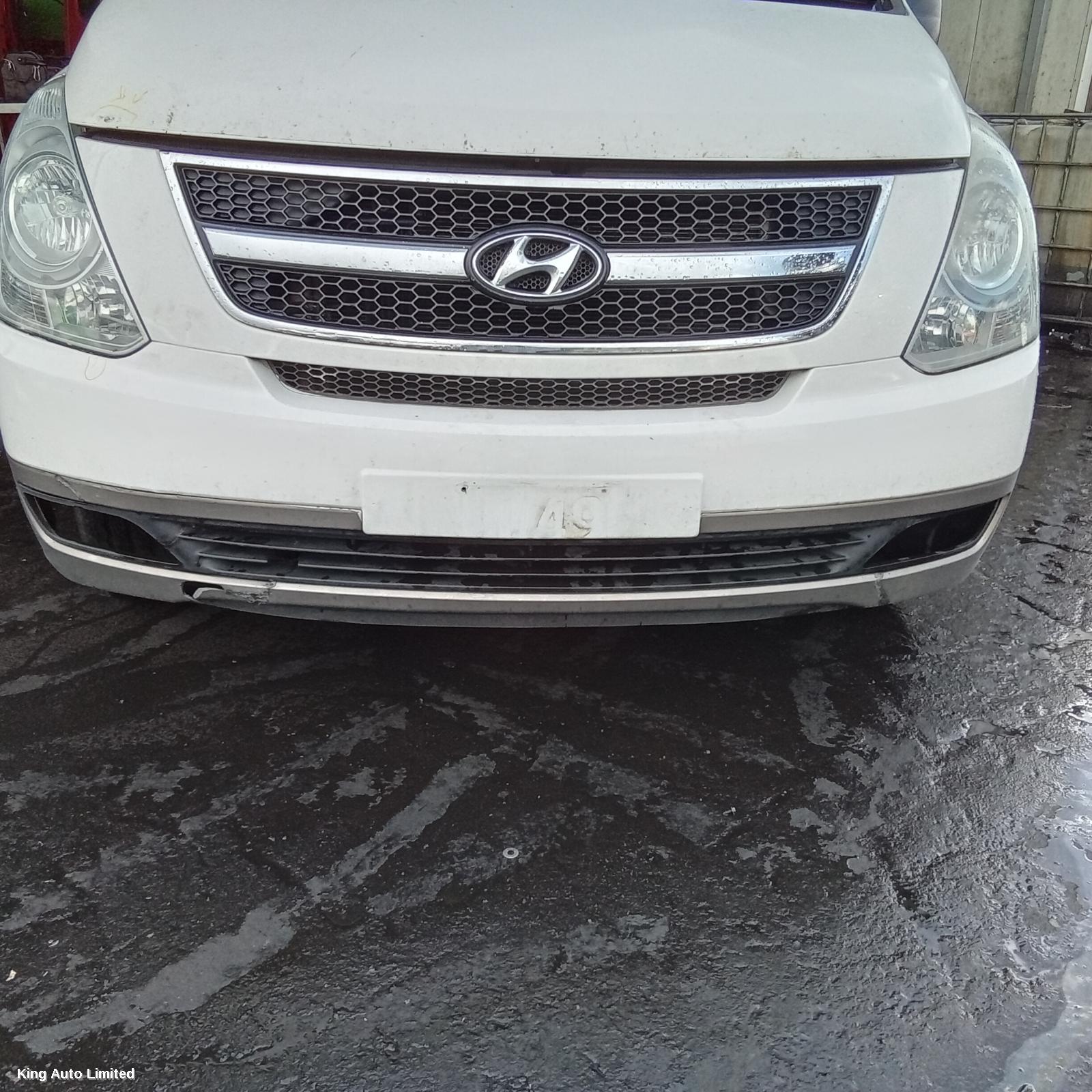 Hyundai ILOAD/IMAX 2014 Grille thumbnail 2